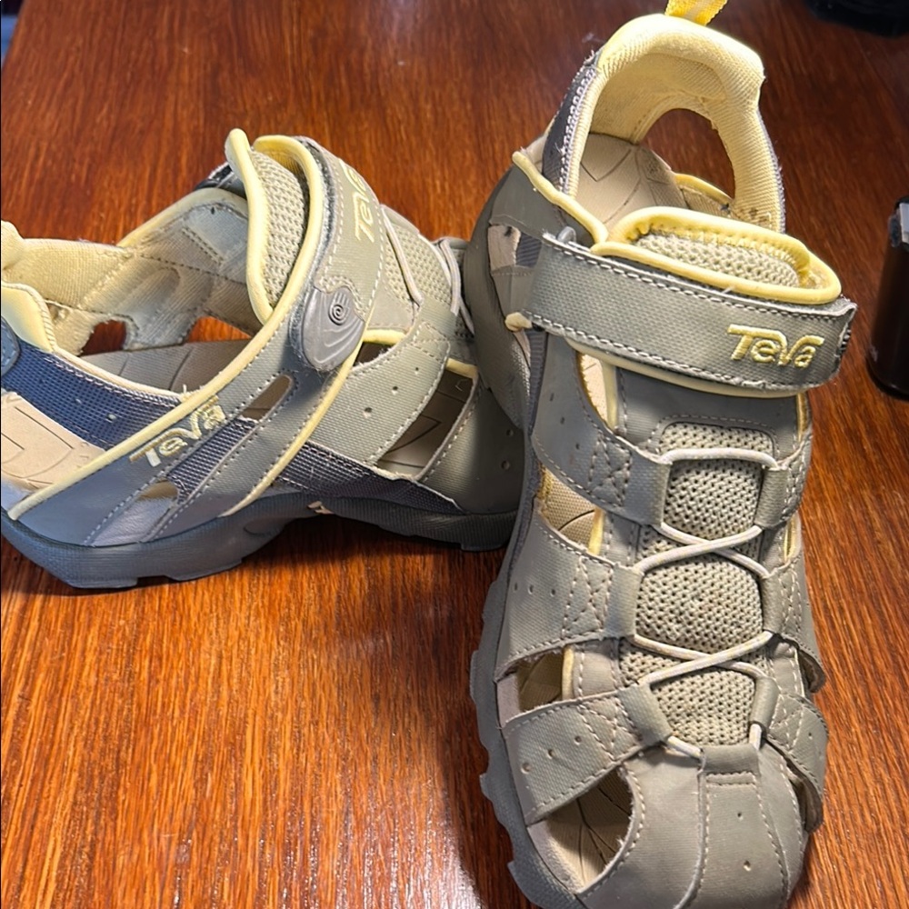 Teva Deacon Mermaid Water Sport Green Hybrid Hiking Sandal/Shoe Sz 9